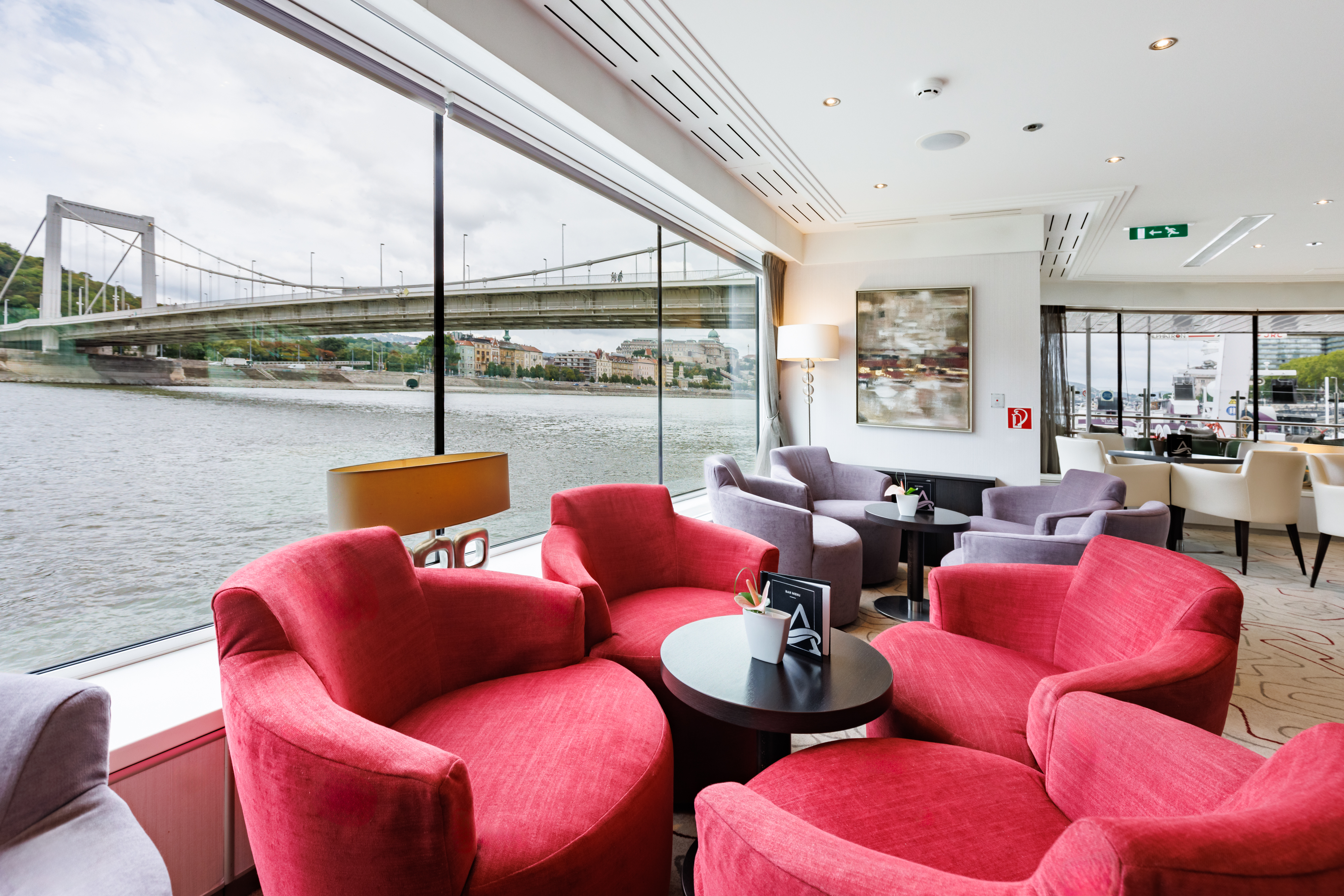 Avalon Tranquility II - Panorama Lounge